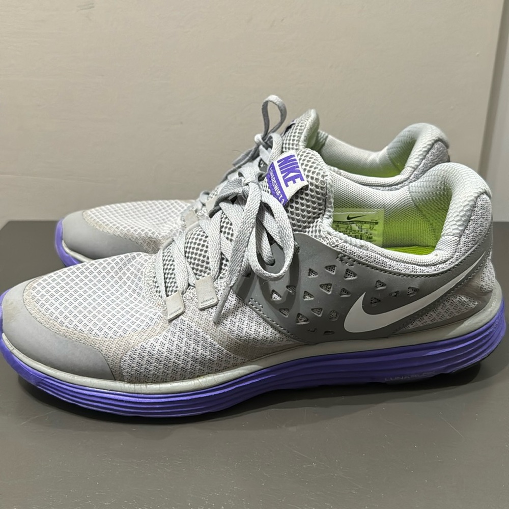 Nike Women’s Lunarswift Shoe Size 10